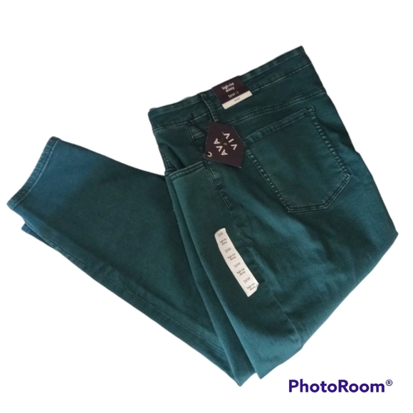 Ava & Viv High Rise Skinny Light Distressed Stretchy Jeans Size 26W - Picture 15 of 16